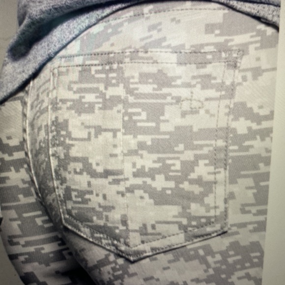 Rag & Bone Denim - Picture 3 of 11